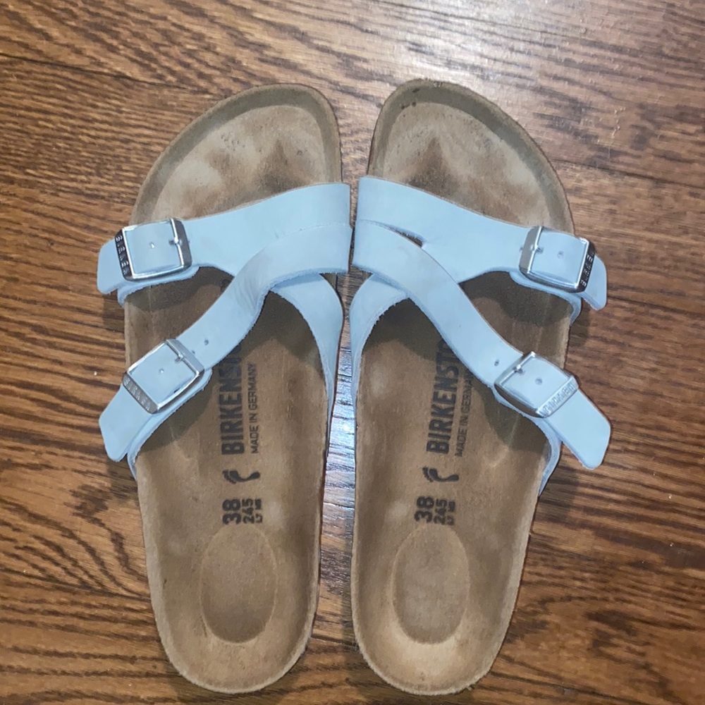 Birkenstock Women’s Size 38 (7) white slides